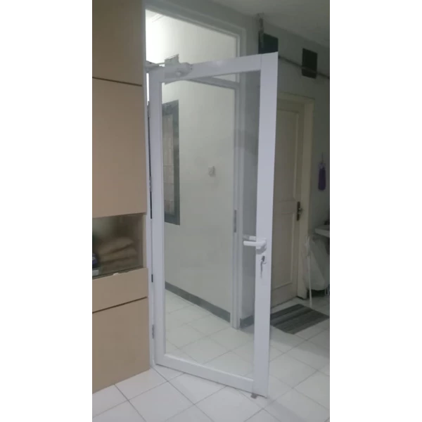 Pintu Swing  Kusen Aluminium Kaca