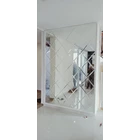 Kaca Cermin Dekorasi dan Biasa 1