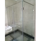 Bath room Tempered Glass Partition 3