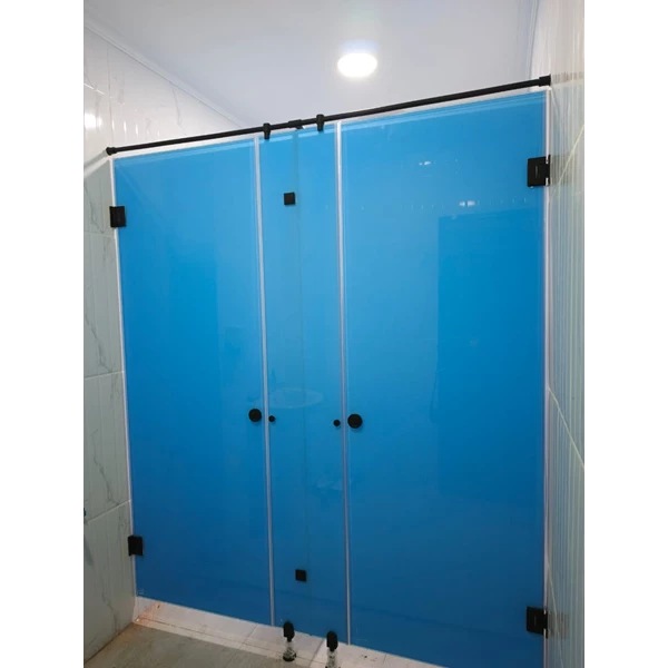 Partisi Cubicle Kaca Laminated  dan Tempered