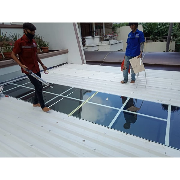 Kanopi Kaca Laminated  Tempered dan Non Tempered