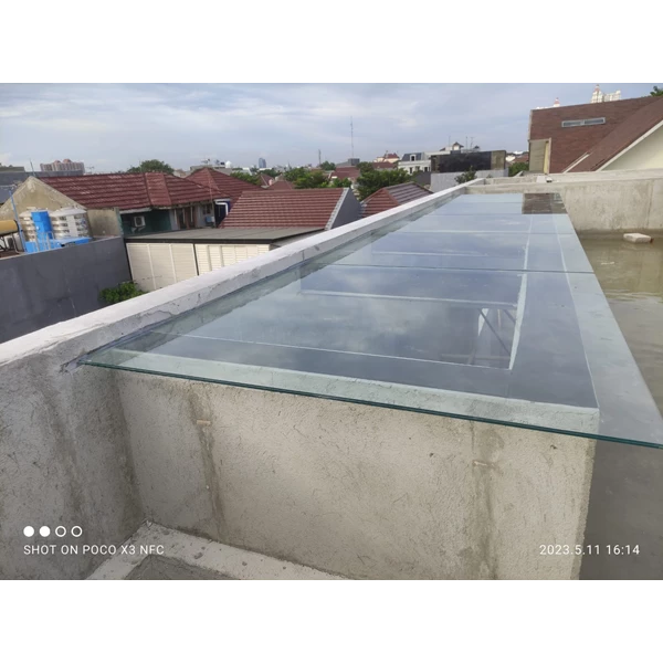 Kanopi Kaca Laminated  Tempered dan Non Tempered